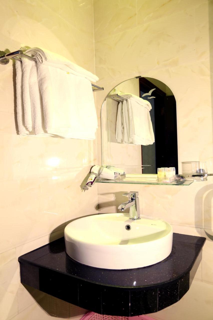 Kim Long Chau Hotel Ho Chi Minh-stad Buitenkant foto